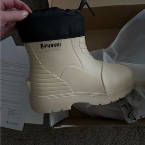 Fubuki Boots Size 40